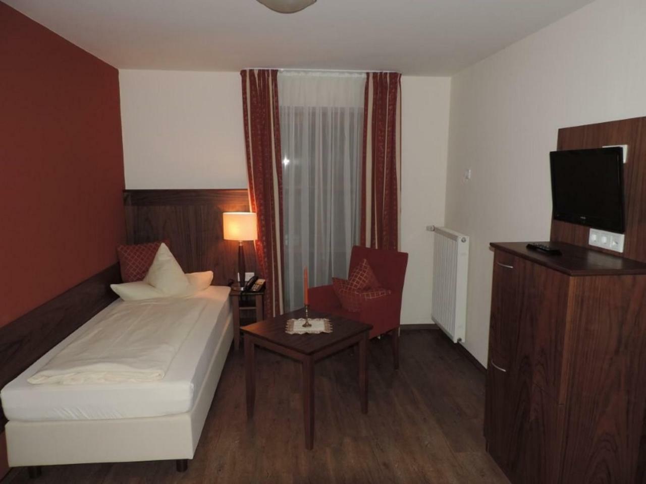 Hotelgasthof Zur Sonne 巴特乔京 外观 照片