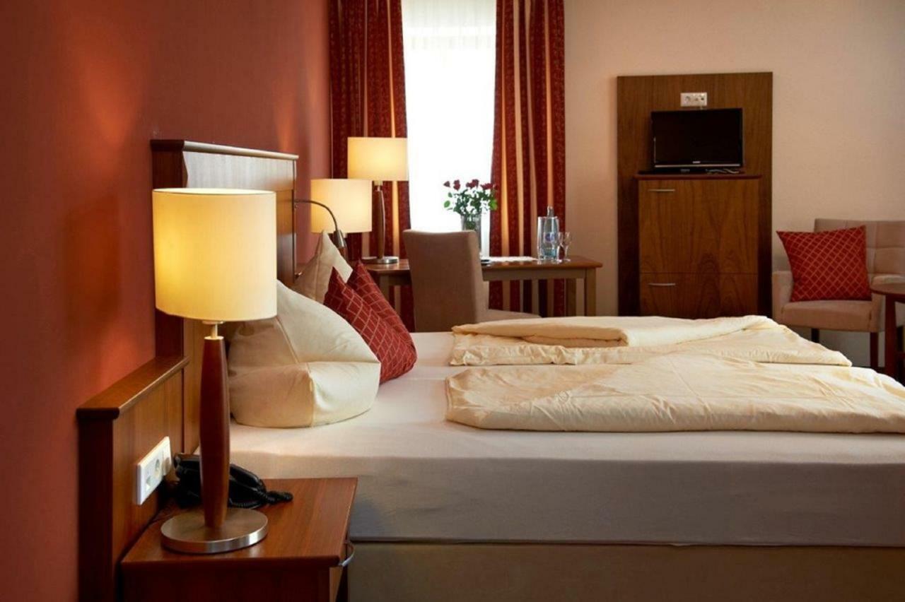 Hotelgasthof Zur Sonne 巴特乔京 外观 照片